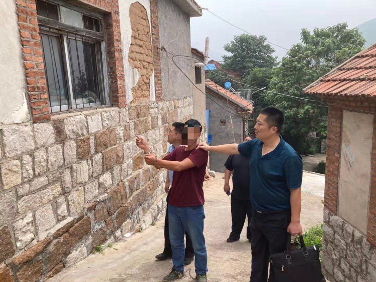 同时,如实供述了自2018年以来,独自驾驶摩托车流窜至沂源县南鲁山镇