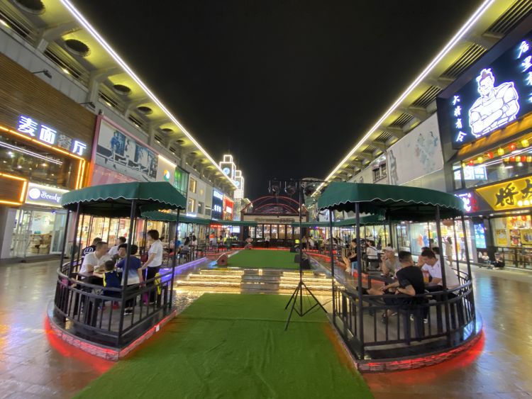 优环境提档次张店区公园街道首条人车分流步行街正式开街